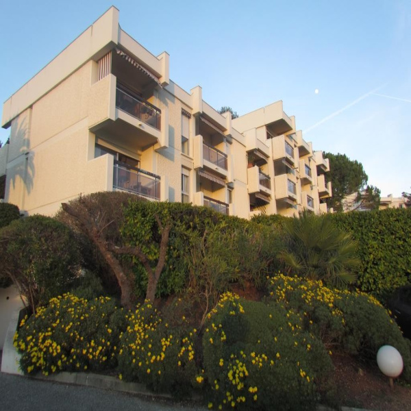 Offres de location Appartement Antibes 06600