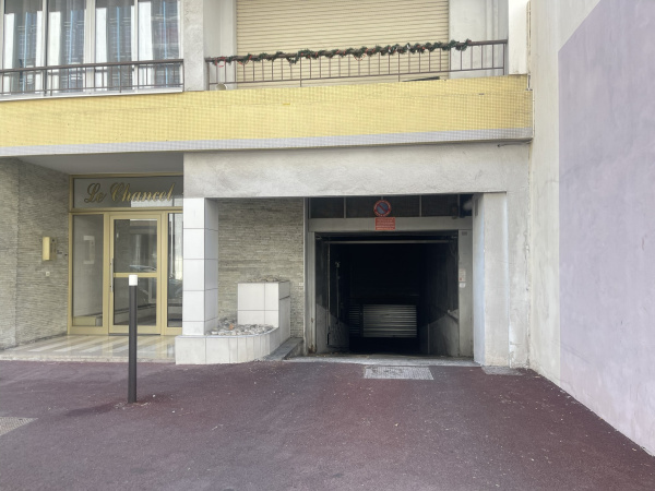 Offres de location Garage Antibes 06600